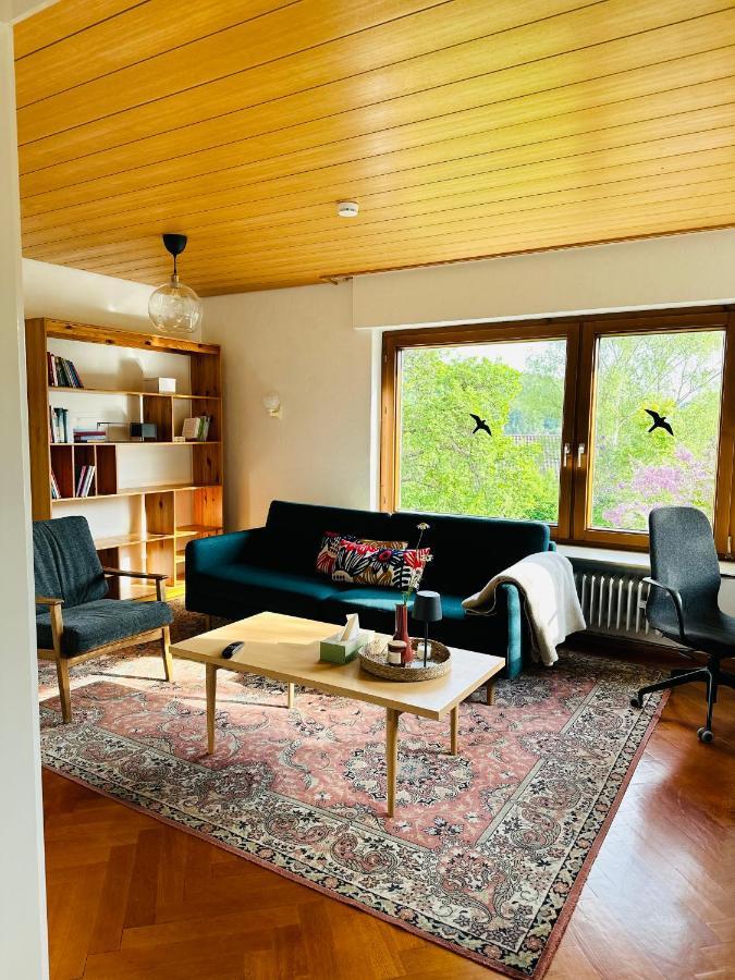 B17 Two Bed Apartment West Town 布拉河畔的海登海姆 外观 照片